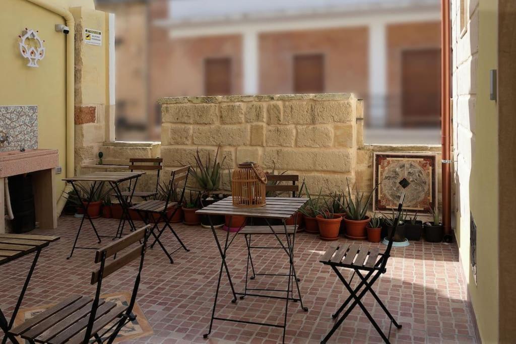 A7passi Salento Stone - Indipendent With Private Bathroom - Kitchenette - Completa Di Tutto Apartment *